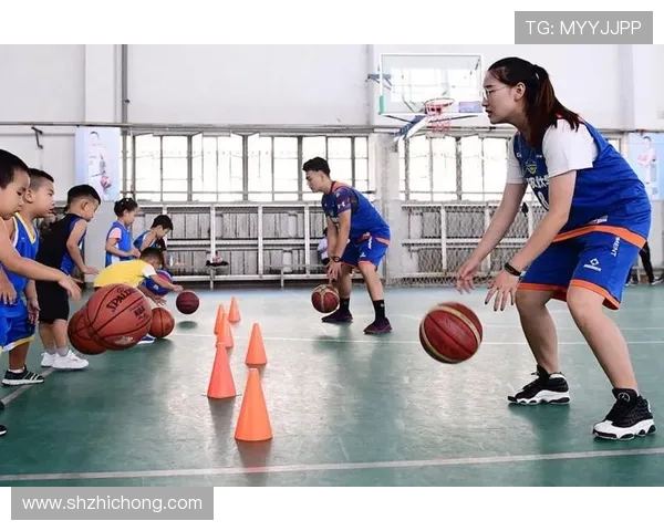 篮球运动发展历程及其对青少年身心成长的积极影响分析