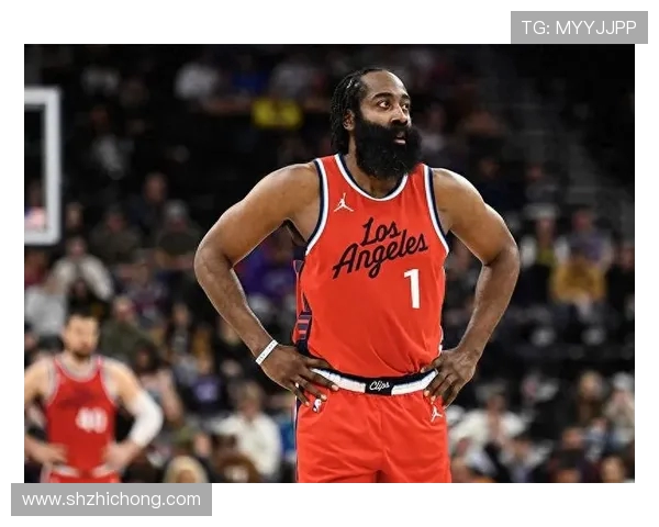 NBA赛季全解析：从巨星对决到新秀崛起，纵览未来发展与精彩瞬间