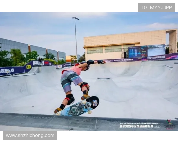 深圳滑板队在世界攀岩锦标赛中的拼搏历程与荣耀时刻