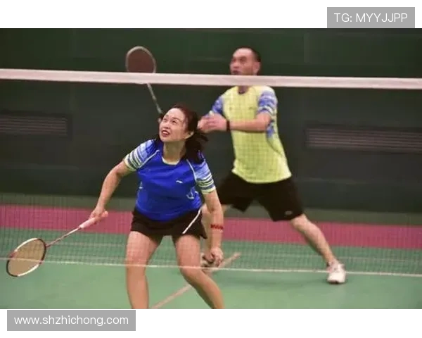 重庆羽毛球队的默契配合与战术探讨助力竞技水平提升