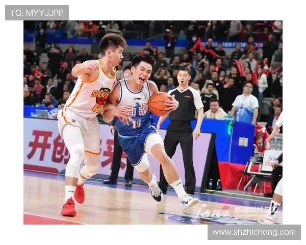 CBA季后赛精彩回顾广东队对战新疆队全场录像分析