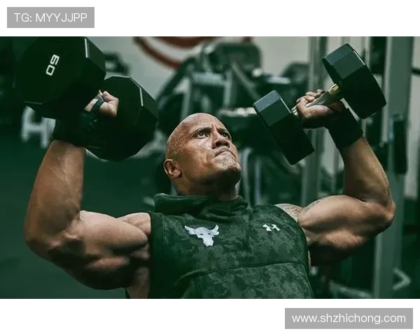 巨石强森挑战中国壮汉谁能在擂台上赢得最终胜利